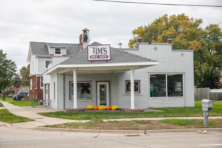 An exterior view of Tim's Bike Shop.