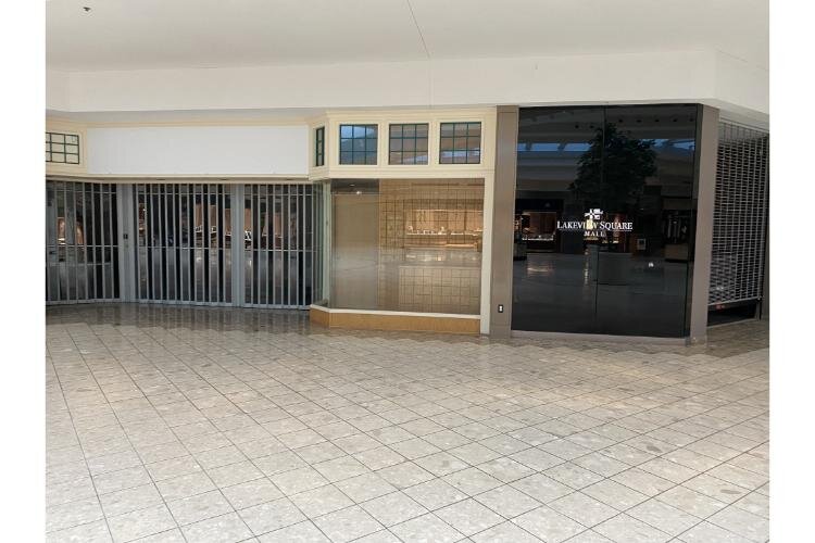 The inside of Lakeview Square Mall is also quite empty, a combination of stores losing out to online businesses, and a lack of initiative to keep businesses in the mall. 