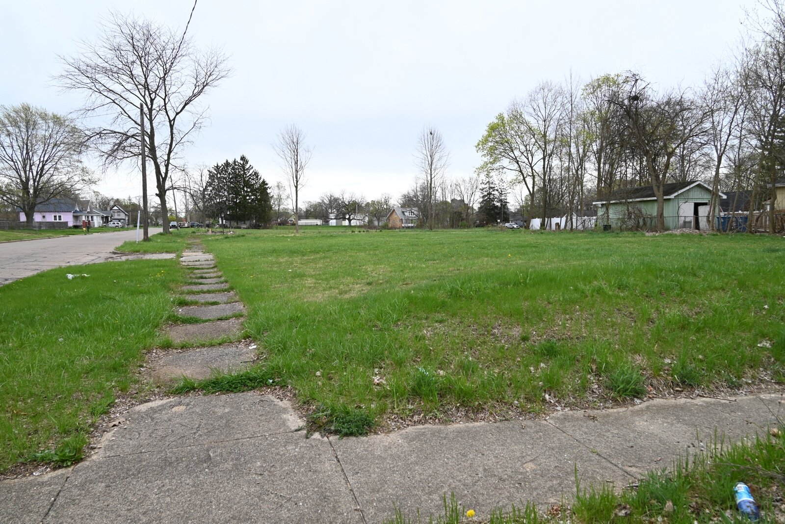 Washington Heights United Methodist Church plans to develop vacant land in a block west of the church. The block is bordered by Hubbard Road, Greenwood Avenue, Jordan Street, and Moffitt Place.