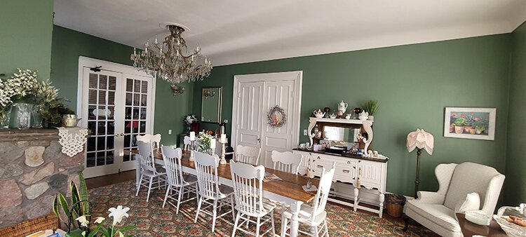 The dining room at Lexington House Bed & Breakfast.