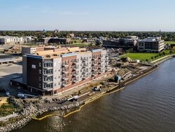 Uptown Bay City Rivers Edge list