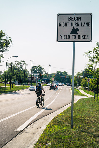 Y'all be careful bicyclists - Dexter Avenue