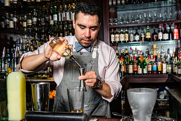 Giancarlo Aversa whips up one of Robyn Cleveland's Rye Daiquiris