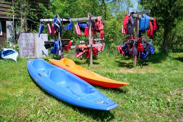 Buckley's Mountainside Canoes