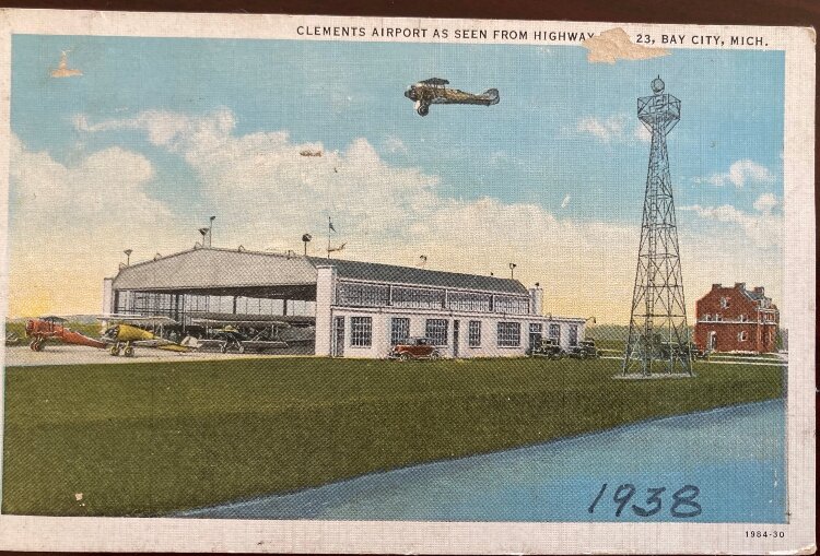 An early postcard depicts the airport in 1938.