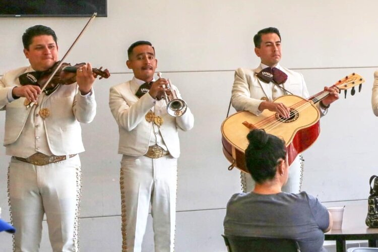 Mariachi Garibaldi de Jaime Cuellar visited Gentex for a pre-concert performance on Aug. 12. (Gentex)