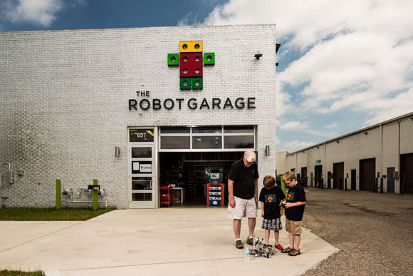 Birmingham Welcomes Its Lego Robot Masters