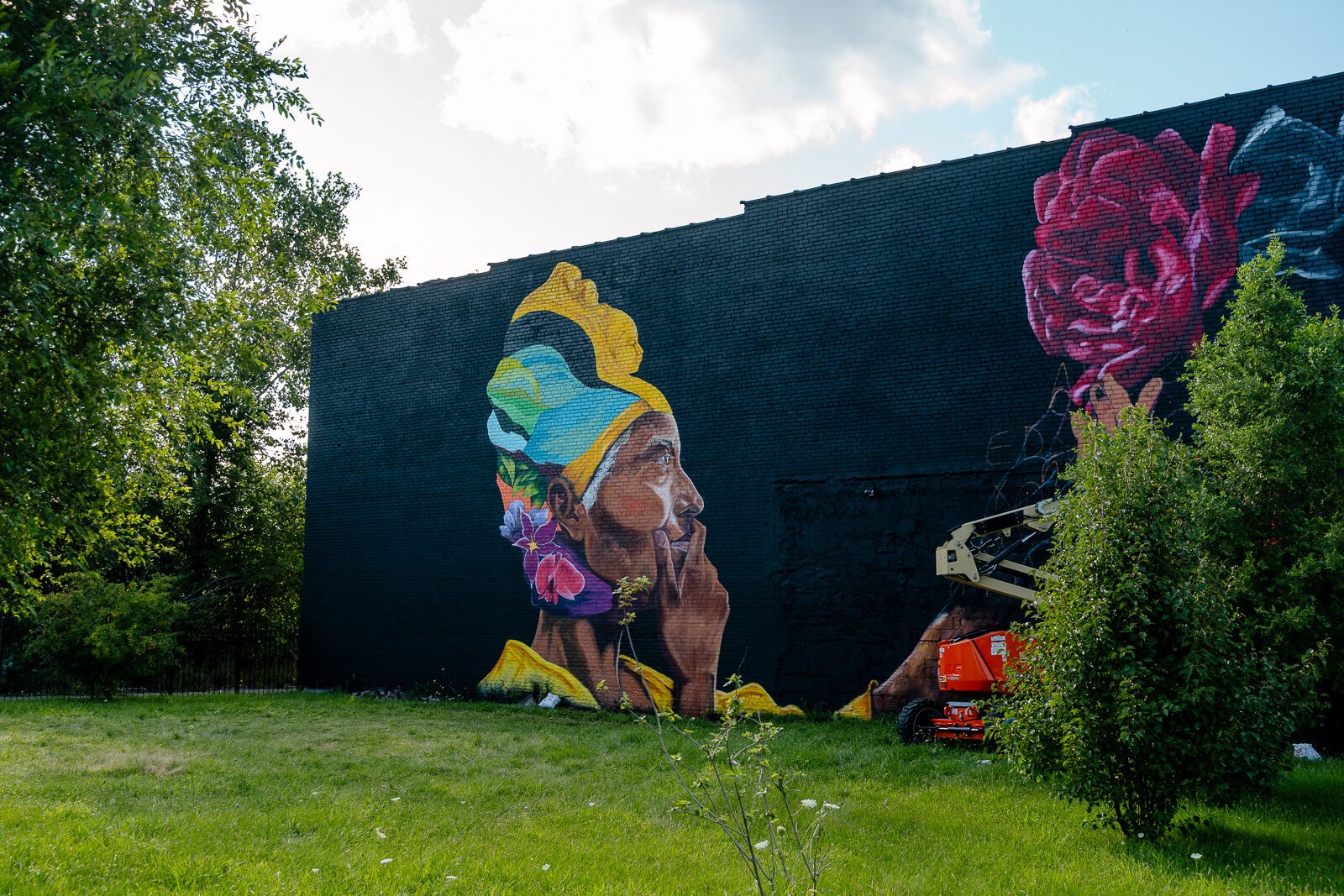 Sydney James mural on Oakland Ave