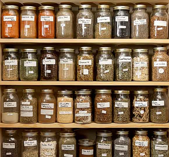 Herbal passions: Apothecary is labor of love for Frankenmuth store owner