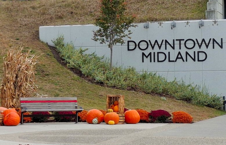 Downtown Midland is bursting with color this fall. 