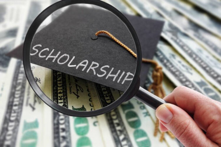 Scholarship Pixabay