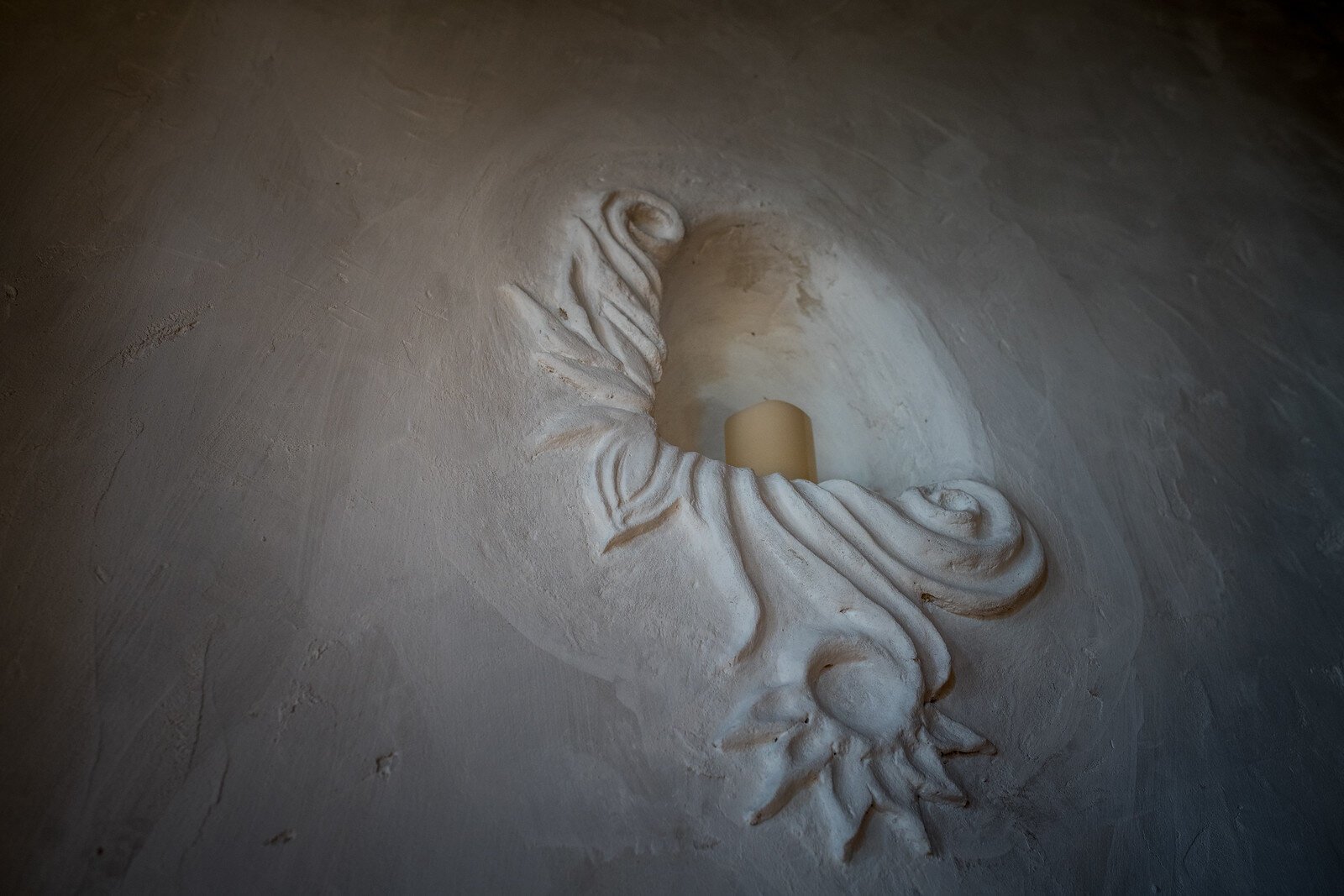 A design element in the straw bale house at Solfed Farms