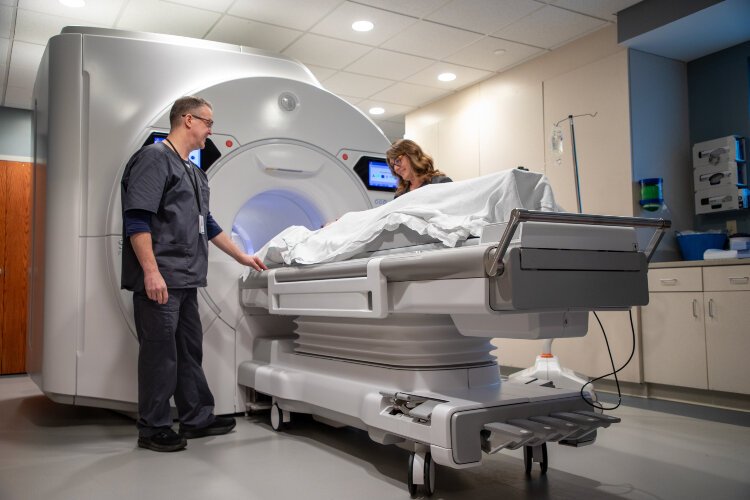 In addition to sharper scans, the new MRI provides entertainment options for patients, allowing them to listen to audio through headphones during scans, helping them to relax and stay still. 