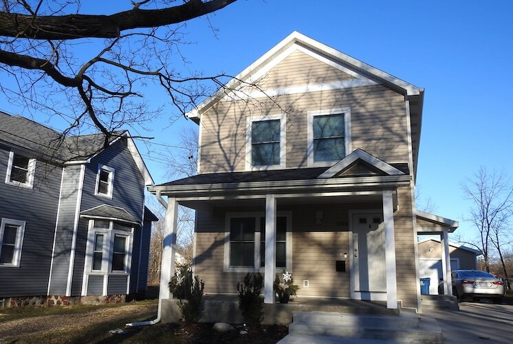 On North Rose Street, a newly built home fills a formerly vacant lot, thanks to a collaboration between the City of Kalamazoo, Kalamazoo Neighborhood Housing Services, the Home Builders Association of Western Michigan, and LISC.