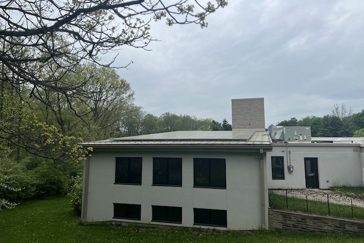 The solar panels were installed on a flat roof situated on the backside of the People’s Church building on North 10th Street. 