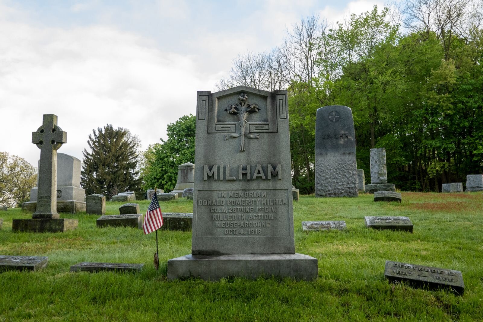 The dramatic differences in the style and size of family tombstones and obelisks should not be taken to necessarily reflect the fame, fortune or ego of those involved, a local historian says.