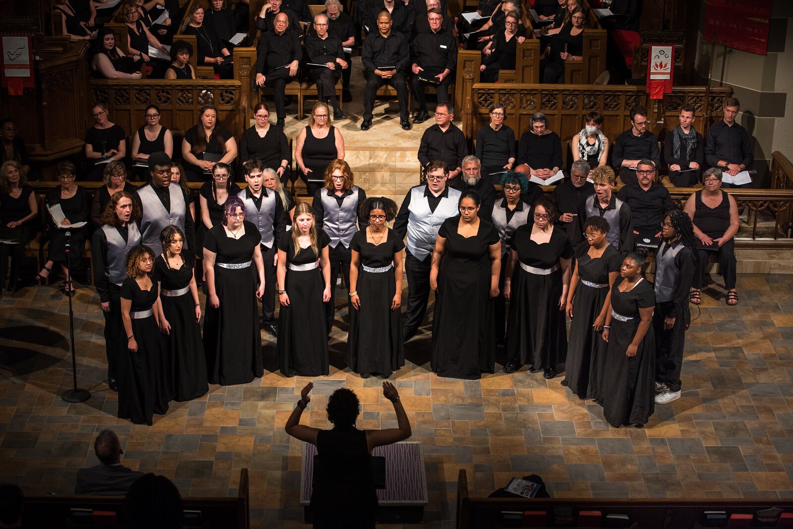 Kalamazoo Central High School's Hawthorne Singers gave a rousing performance.