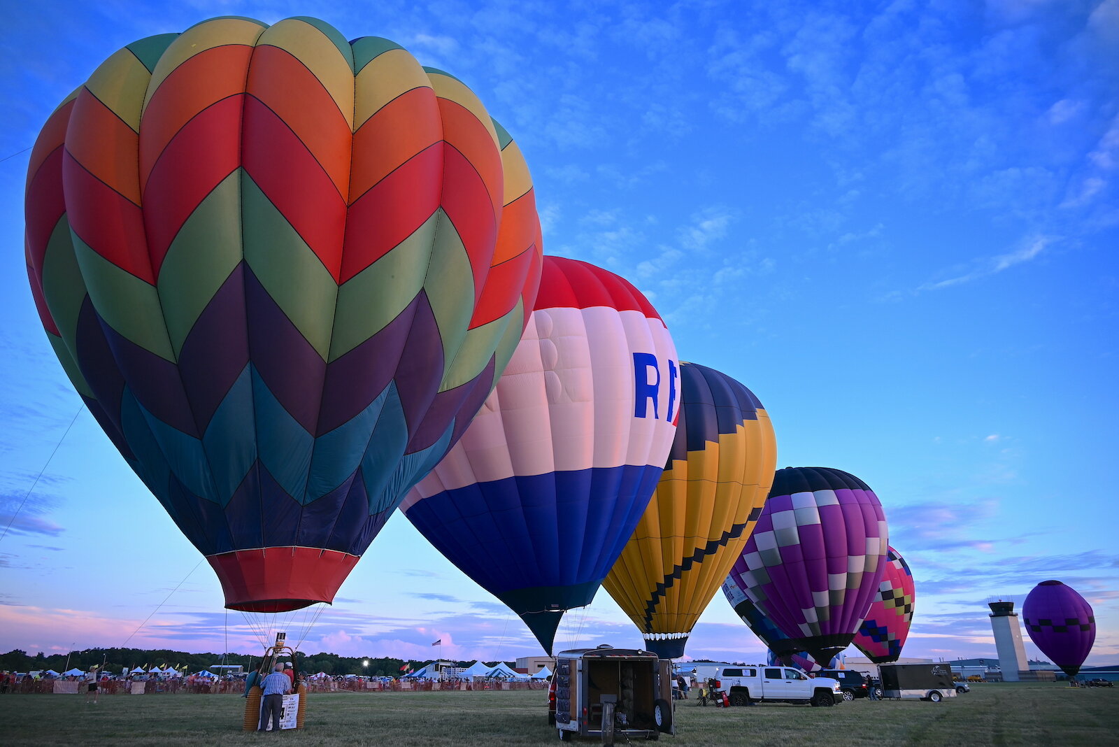 Scenes from the Balloon Illume