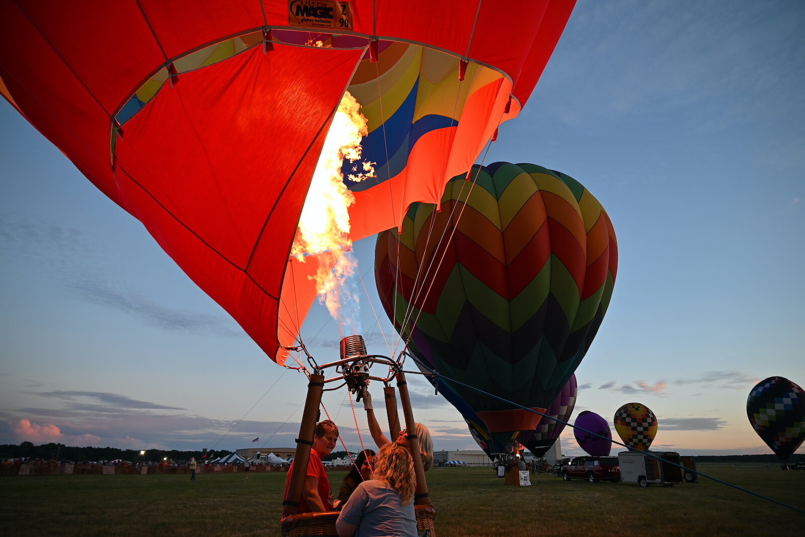 Scenes from the Balloon Illume