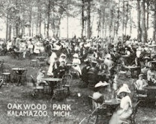 During its heyday, 1911 and 1914, Oakwood Amusement Park attracted as many as 15,000 visitors per day, historians say.