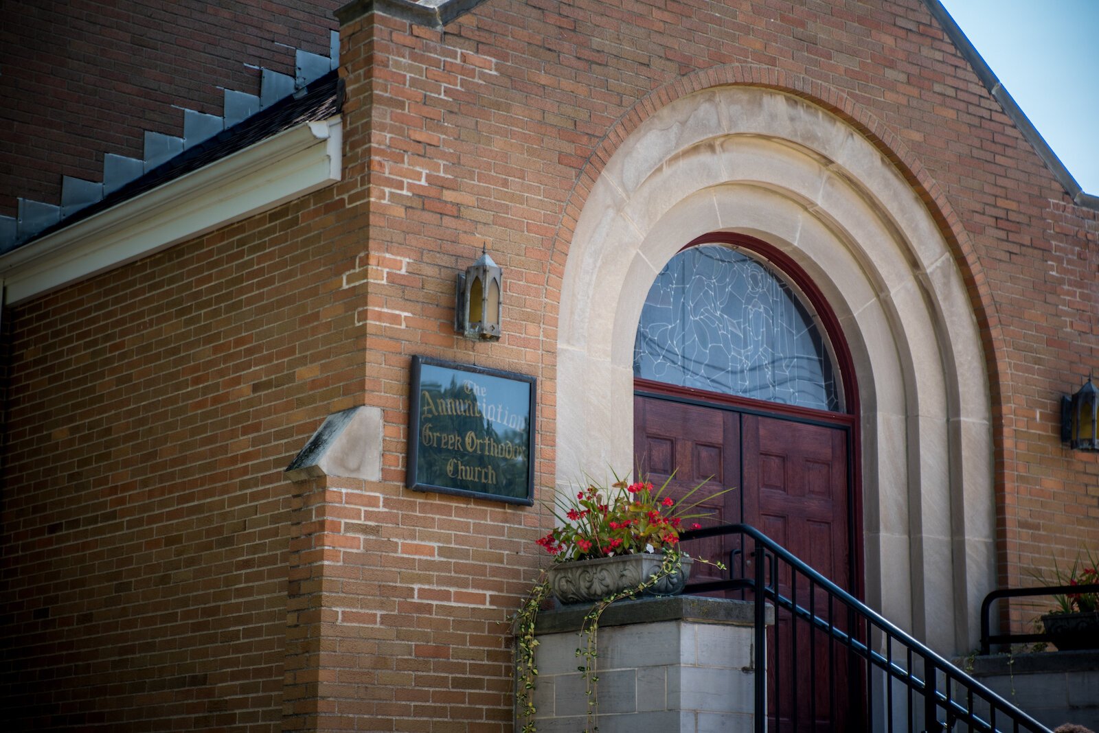 An outside view of Annunciation Greek Orthodox Church.