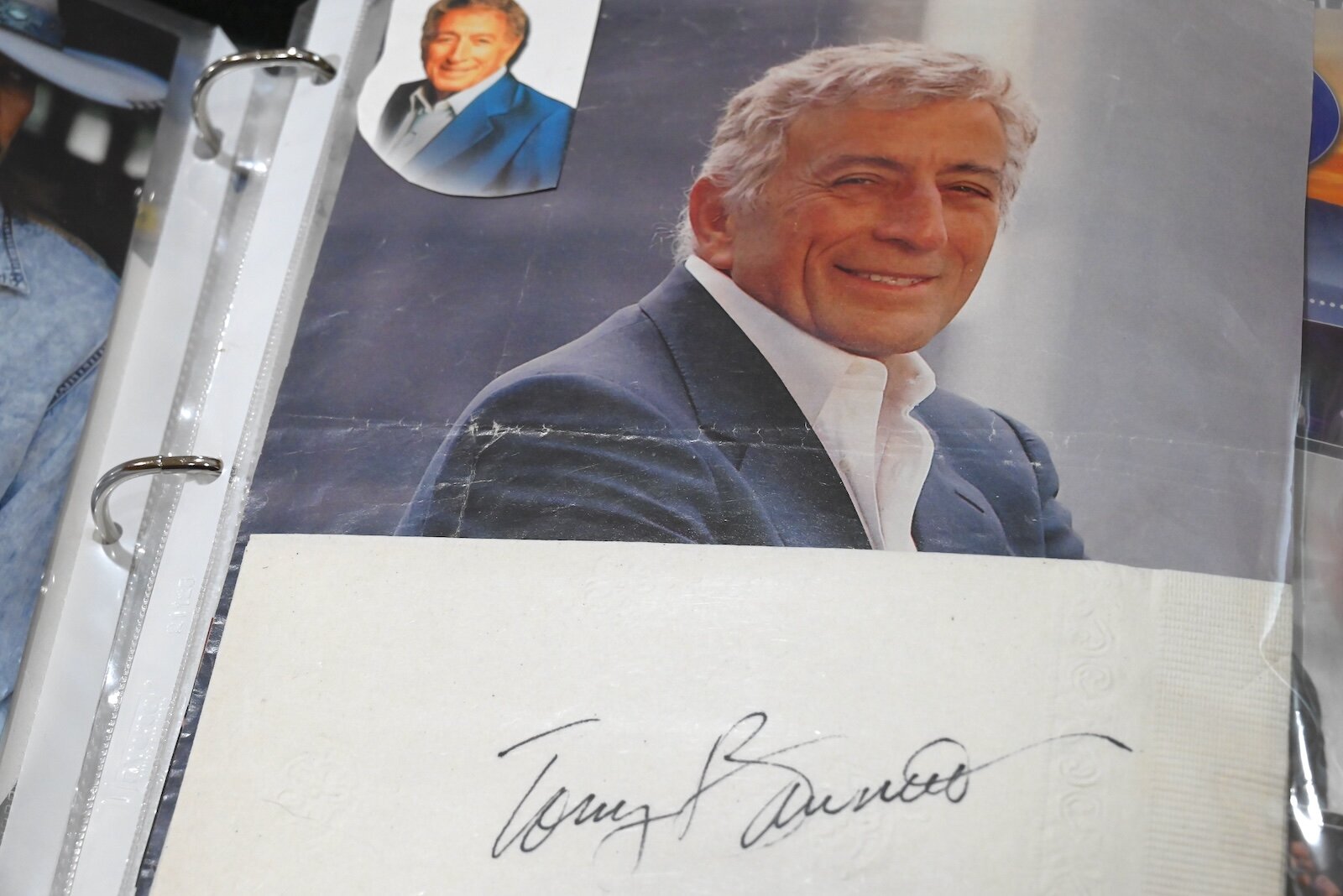 A napkin autographed by Tony Bennett