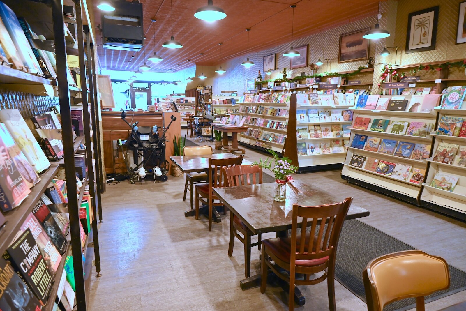 Inside view of Stirling Books and Brew in downtown Albion