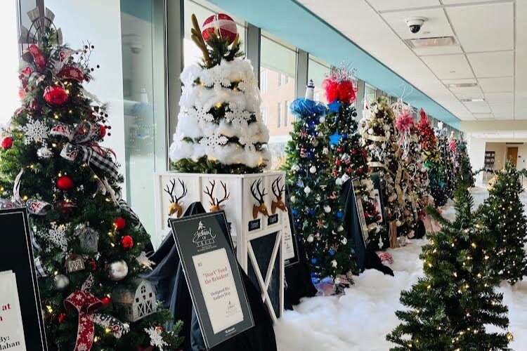 Festival of Trees expands to include the storefronts of downtown Port Huron