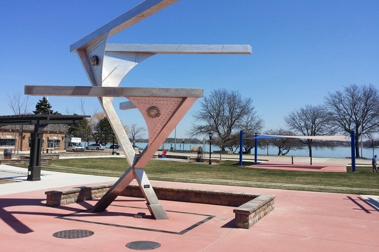 Fountain in Riverview Plaza created by artist David Fry.