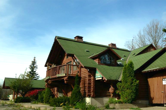 The Northweoods Dog Lodge in Marquette. 