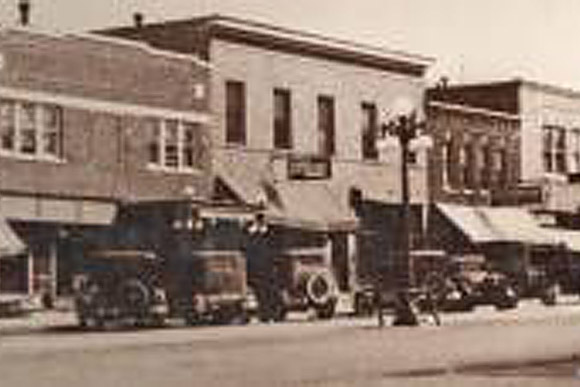 Tahqua-Land Theater in 1930.