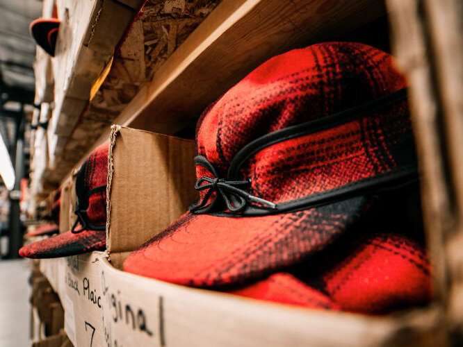 Stormy Kromer Original Cap - Red/Black Plaid